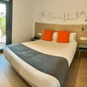 hostal-sans.topbarcelonahotels.com/